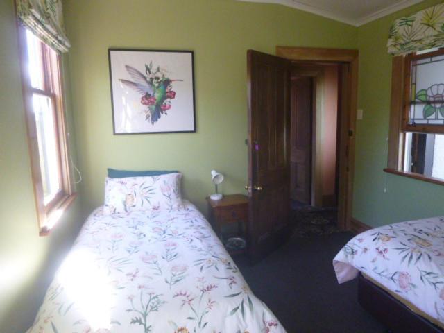 Southern Comfort Hostel *